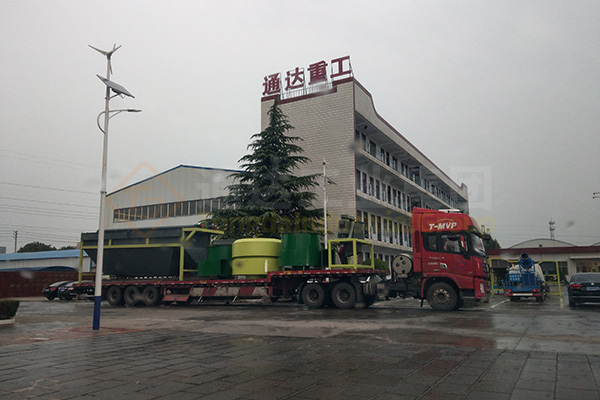 有機(jī)肥生產(chǎn)都采用哪種造粒工藝?有機(jī)肥造粒生產(chǎn)線(xiàn)中有哪些常見(jiàn)造粒設(shè)備?優(yōu)缺點(diǎn)是什么?